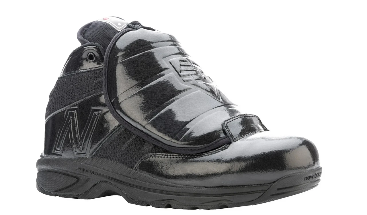 New Balance MU460BK Umpire Plate Shoes All Black 1 New Balance MU460BK Umpire Plate Shoes All Black